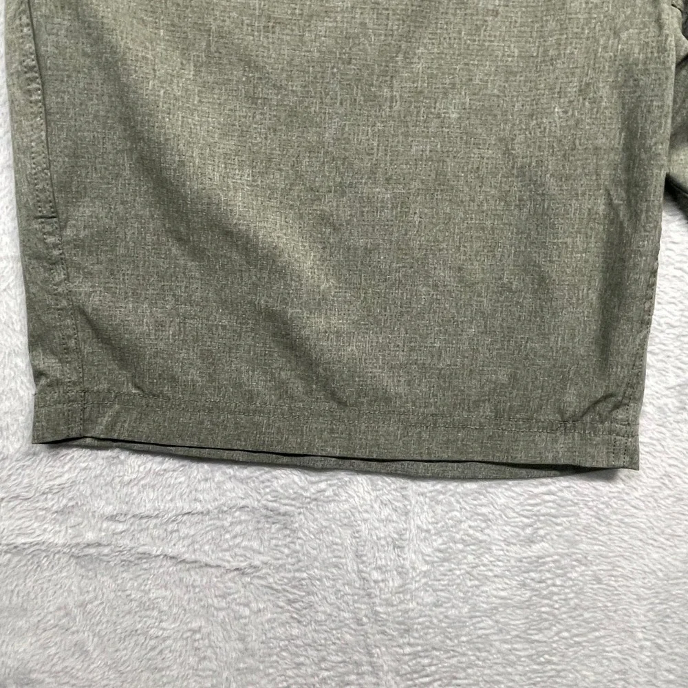 Duluth Trading Co Utility Shorts Men 44 Grey Heathered Quick Dry Cargo Pocket